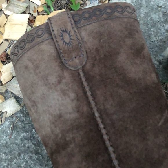 Ugg Boots-Tall Suede Uppers-Chocolate Brown-Sz 5 - Picture 11 of 17